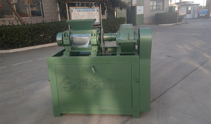 對(duì)輥造粒機(jī)