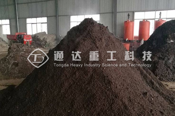 中小型養(yǎng)豬場(chǎng)的豬糞怎么處理?豬糞有機(jī)肥生產(chǎn)線怎么建?需要多少錢(qián)?