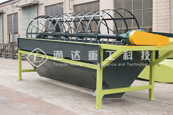投資有機(jī)肥生產(chǎn)線(xiàn)設(shè)備多少錢(qián)?畜禽糞便制有機(jī)肥的養(yǎng)殖戶(hù)必知
