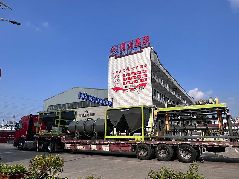 雞屎加工有機(jī)肥的小型設(shè)備特點(diǎn)，投資預(yù)算